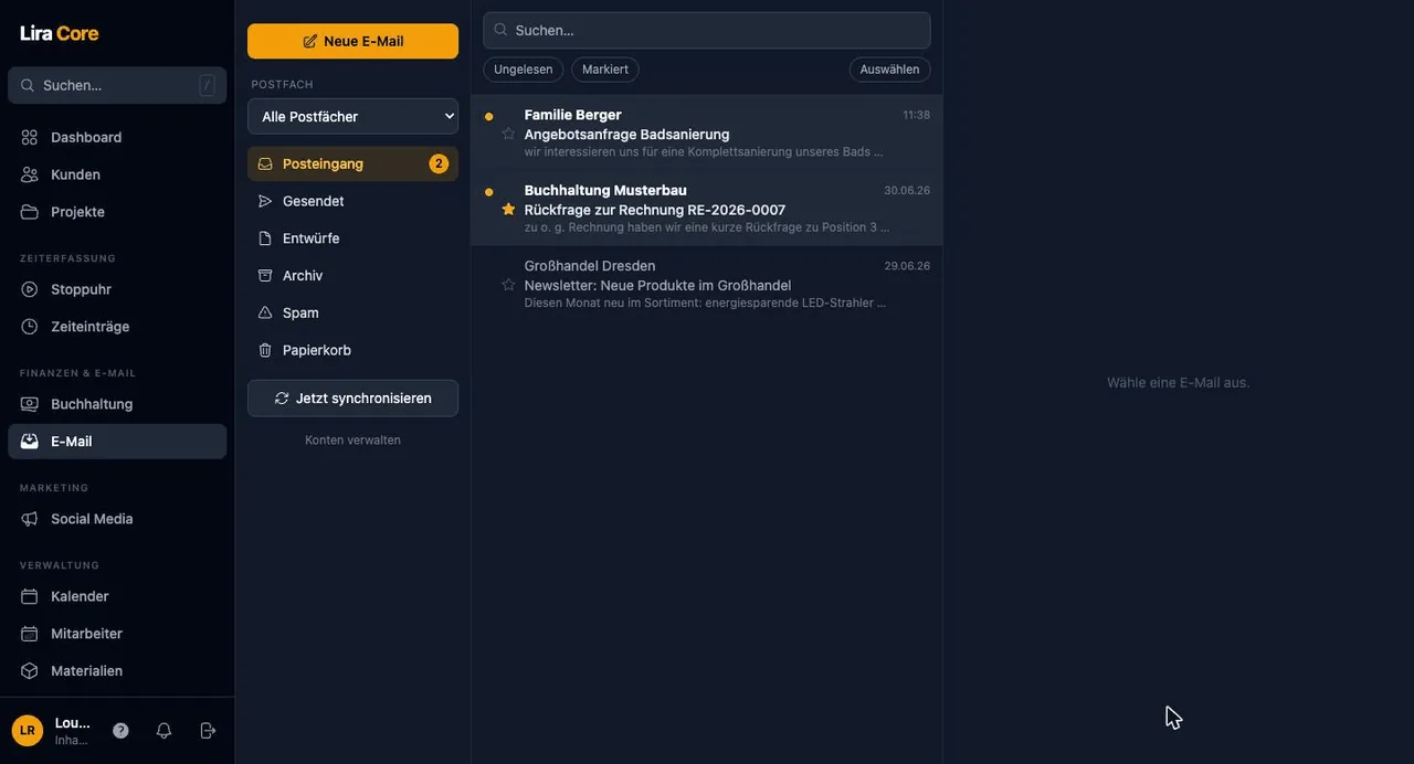 Projekt-Postfach mit Nachrichten und KI-Mail-Composer in LiraCore Management
